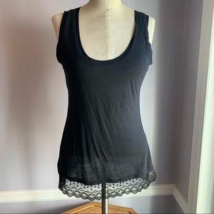3/$12 Gap black scoop neck lightweight tank top with lace hem and side slits